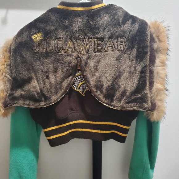 Vintage 2004 Rocawear Varsity Jacket with detachable fur hood - Picture 7 of 12